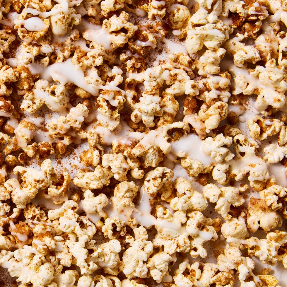 popcorn covered in cinnamon and a sugar glaze