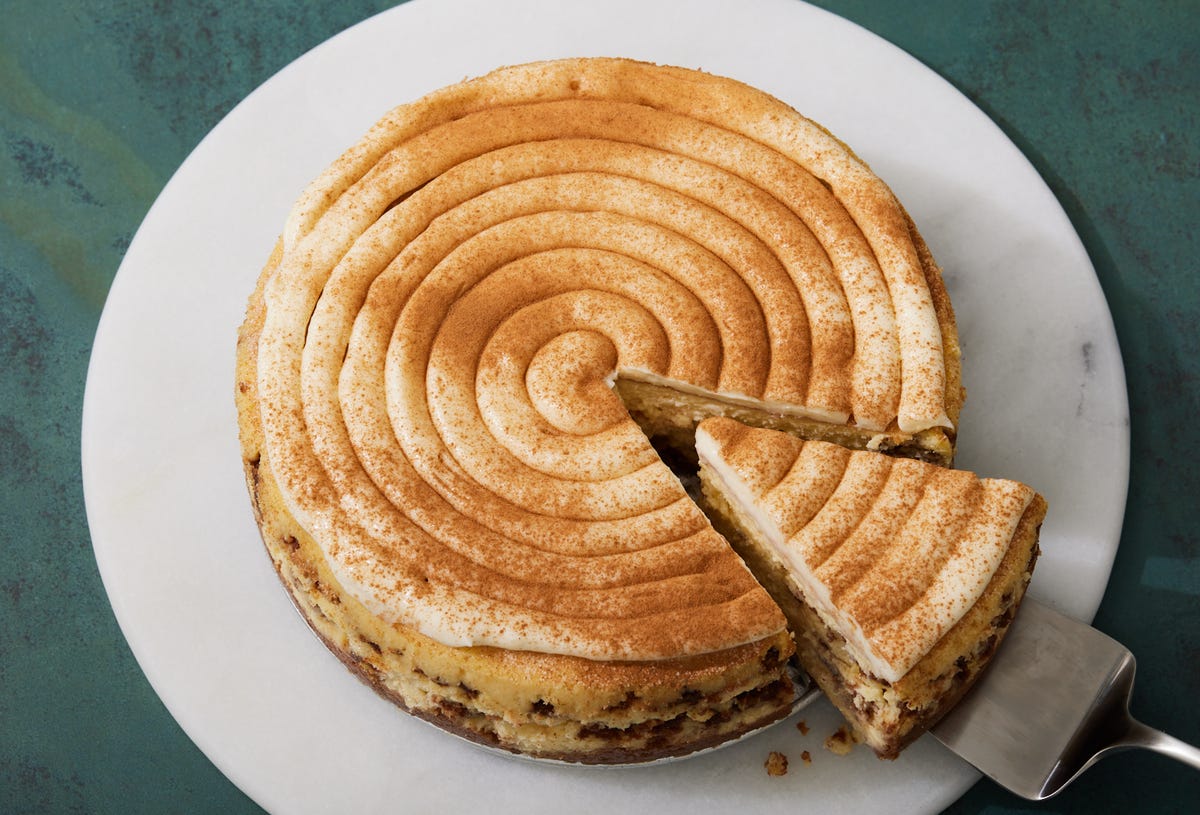 preview for This Cheesecake Tastes Just Like A Cinnamon Roll