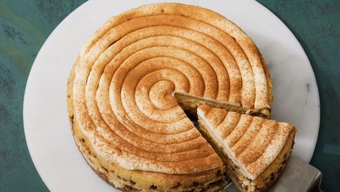 preview for This Cheesecake Tastes Just Like A Cinnamon Roll
