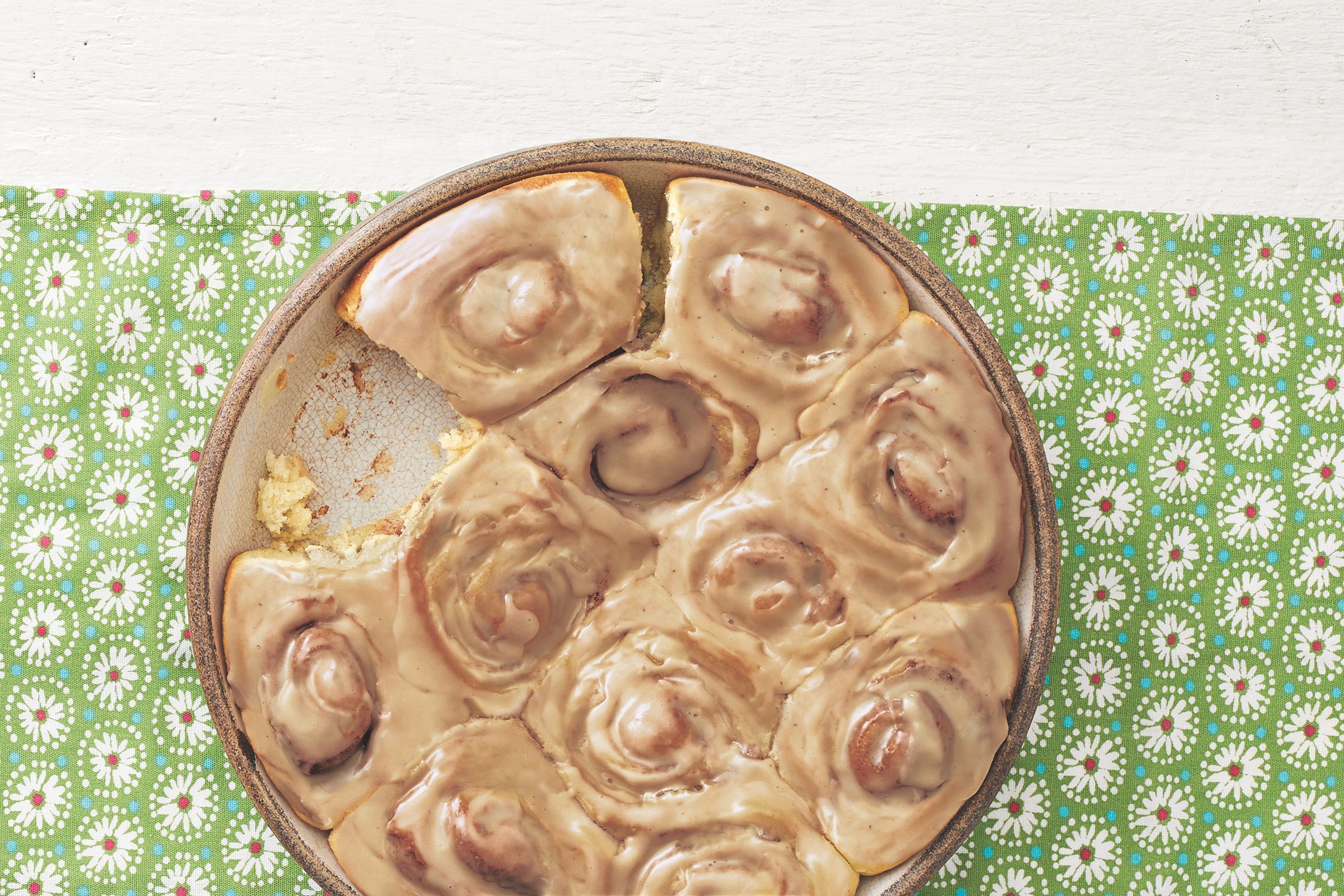 Sheet Pan Cinnamon Rolls - Lovely Little Kitchen