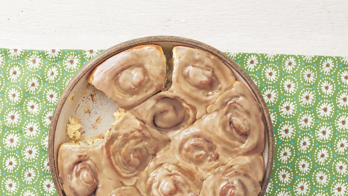preview for You Have To Try These Cinnamon Rolls With Maple Icing