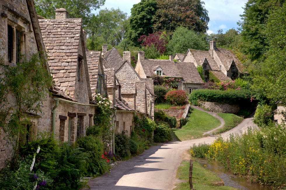 5 Of The Best Places In The Cotswolds For An Autumn Staycation