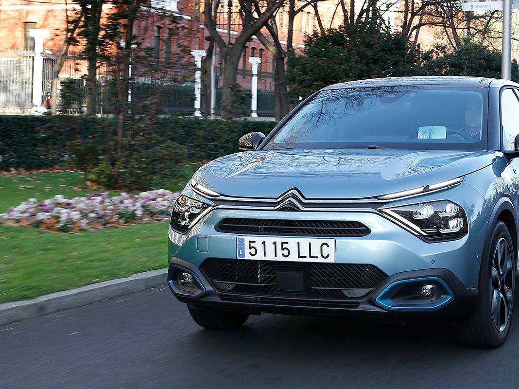 Citroën C4: fotos, motores, dimensiones y ¿cuándo llega?
