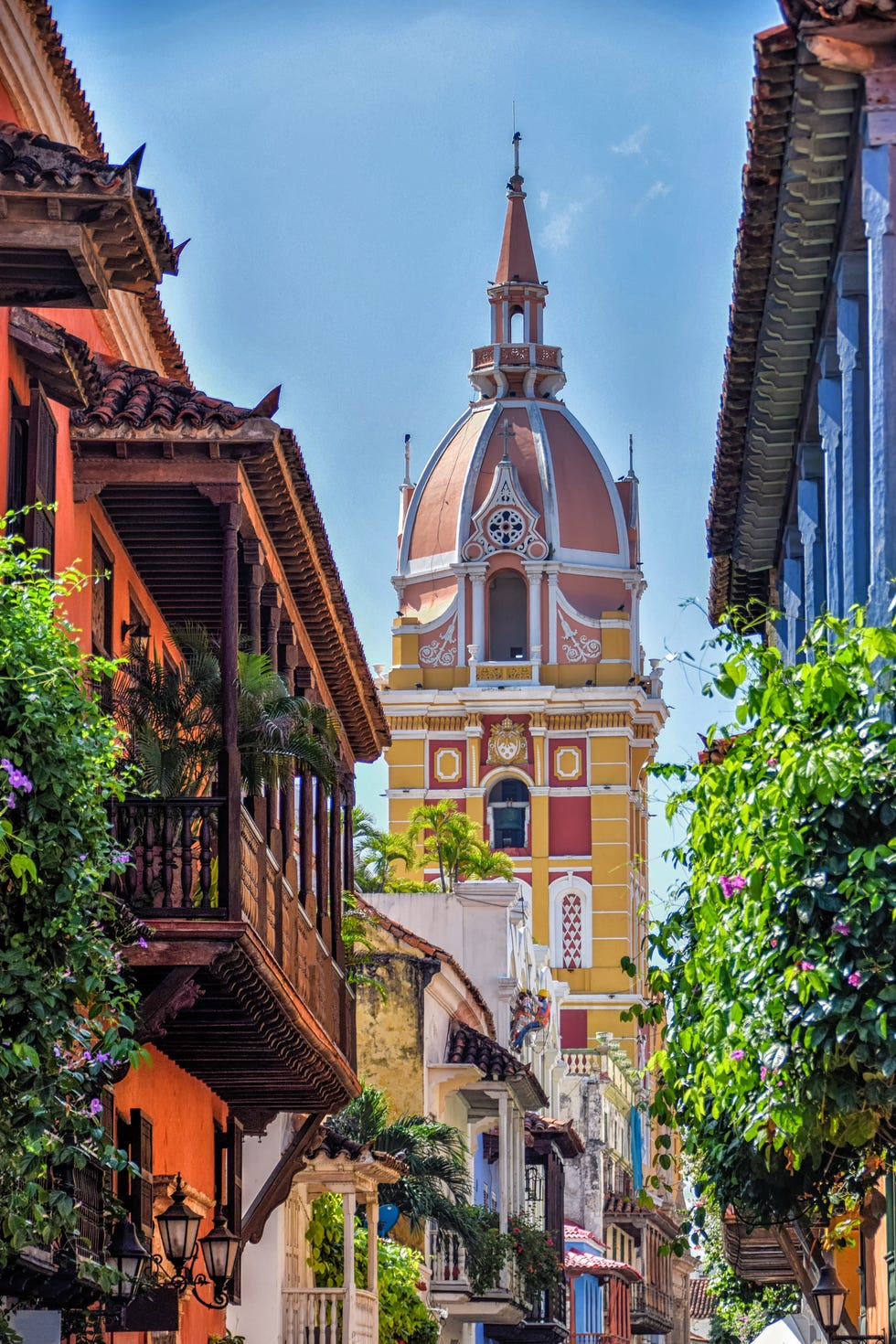 city scene in cartagena, colombia