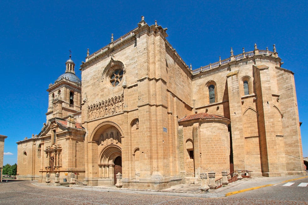 ciudad rodrigo cathedral, spain