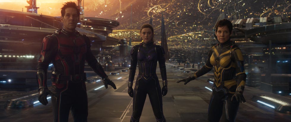 l r paul rudd as scott langant man, kathryn newton as cassandra 