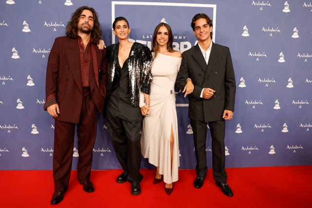 guillermo furiase, ellena furiase, alba flores, pedro antonio lazaga