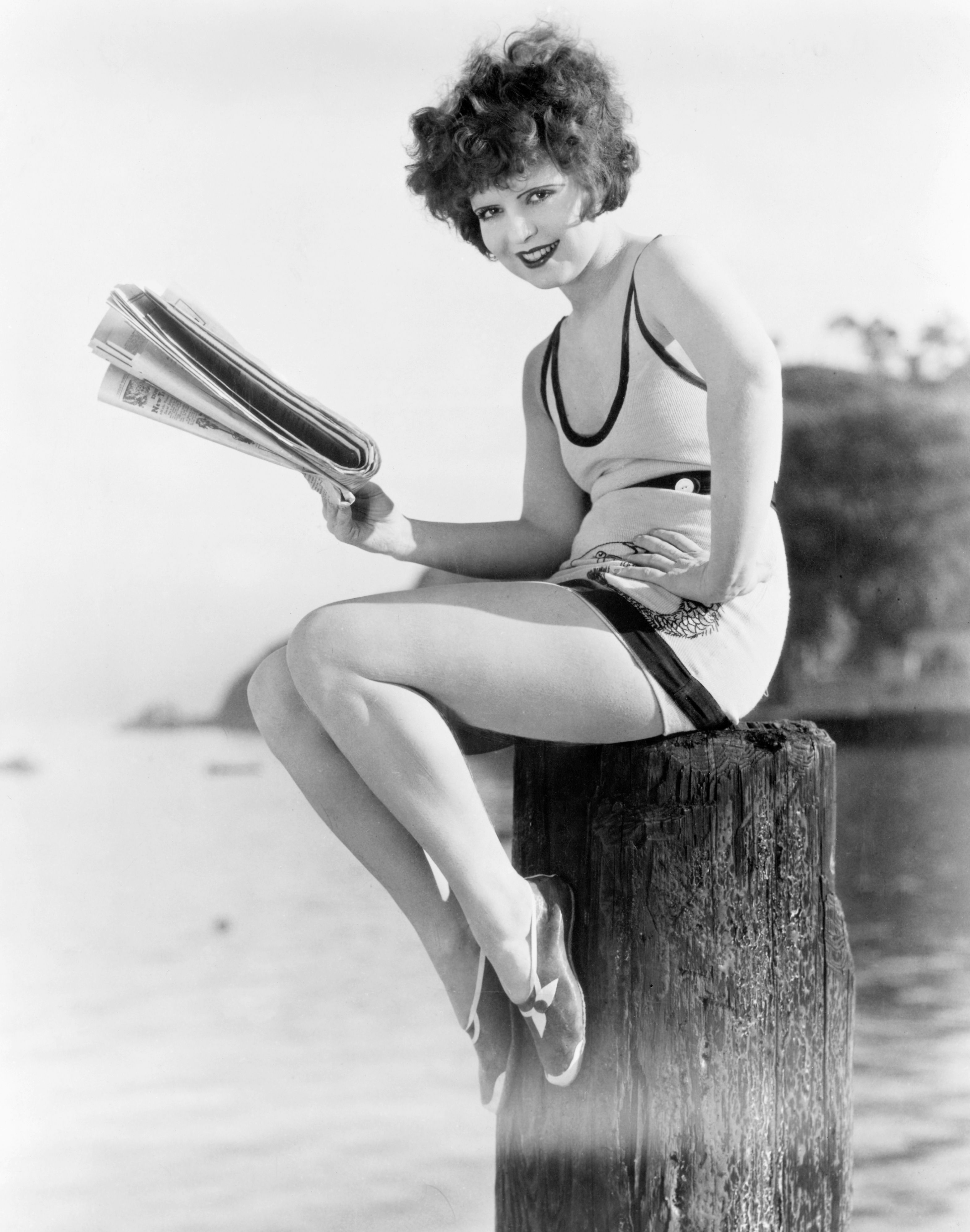 Clara Bow: Biography, Silent Film Actor, “It Girl”