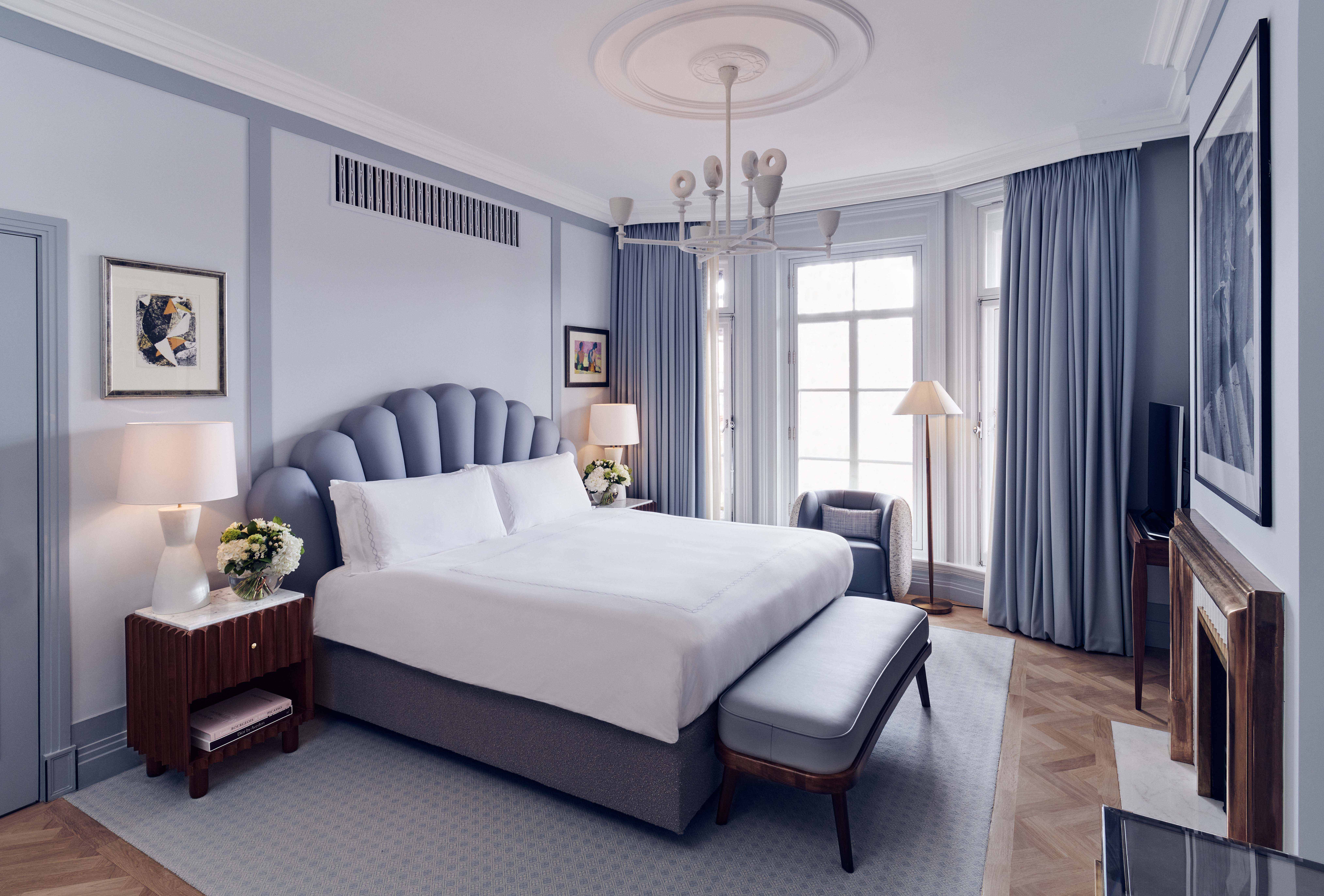 Claridge's Hotel London | Book a Luxury Stay | Lartisien