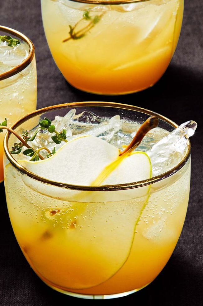 pear gin fizz cocktail