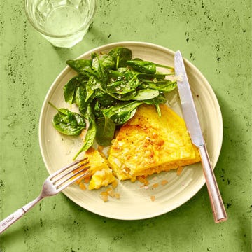 classic omelet and greens