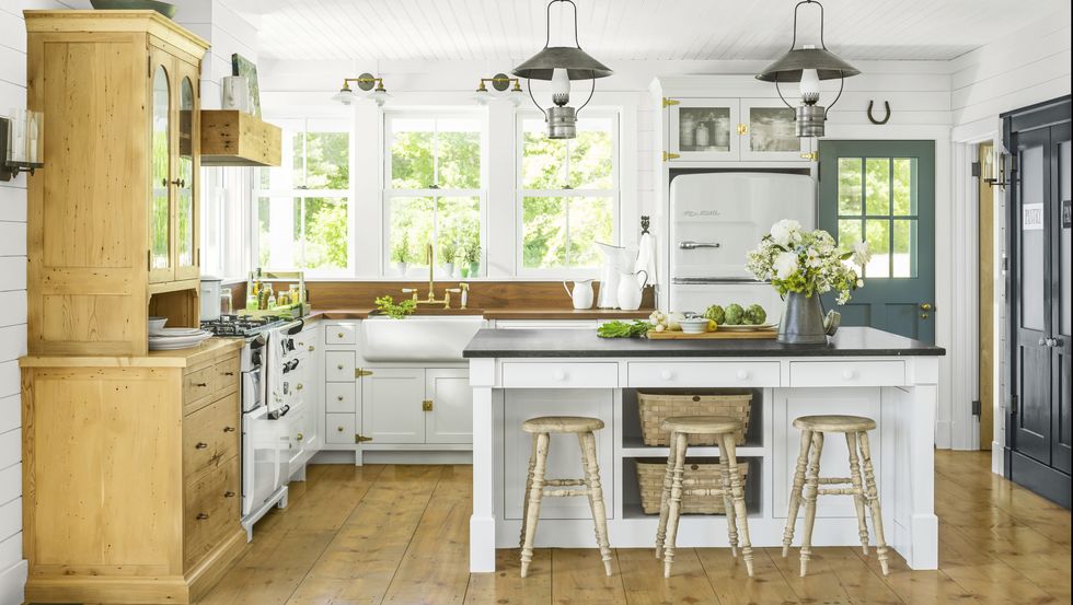 16 Best White Kitchen Cabinet Paints
