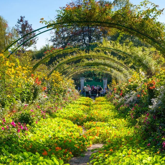 claude monet’s garden veranda