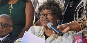 civil rights icon claudette colvin attempts to clear her legal record 60 years later