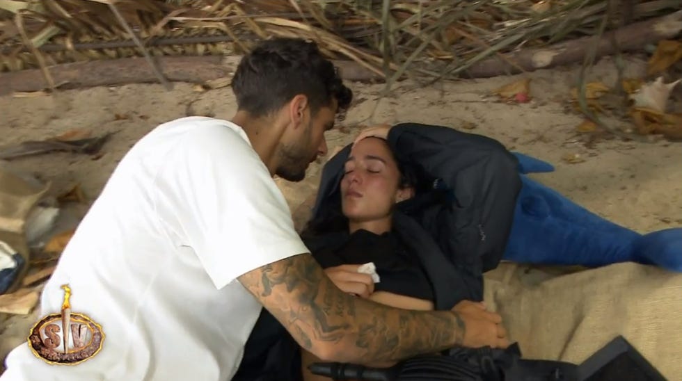 claudia martinez junto a su novio, mario gonzalez, en 'supervivientes 2024'