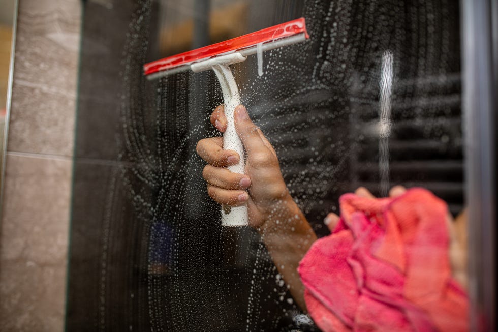 clean shower whilst showering