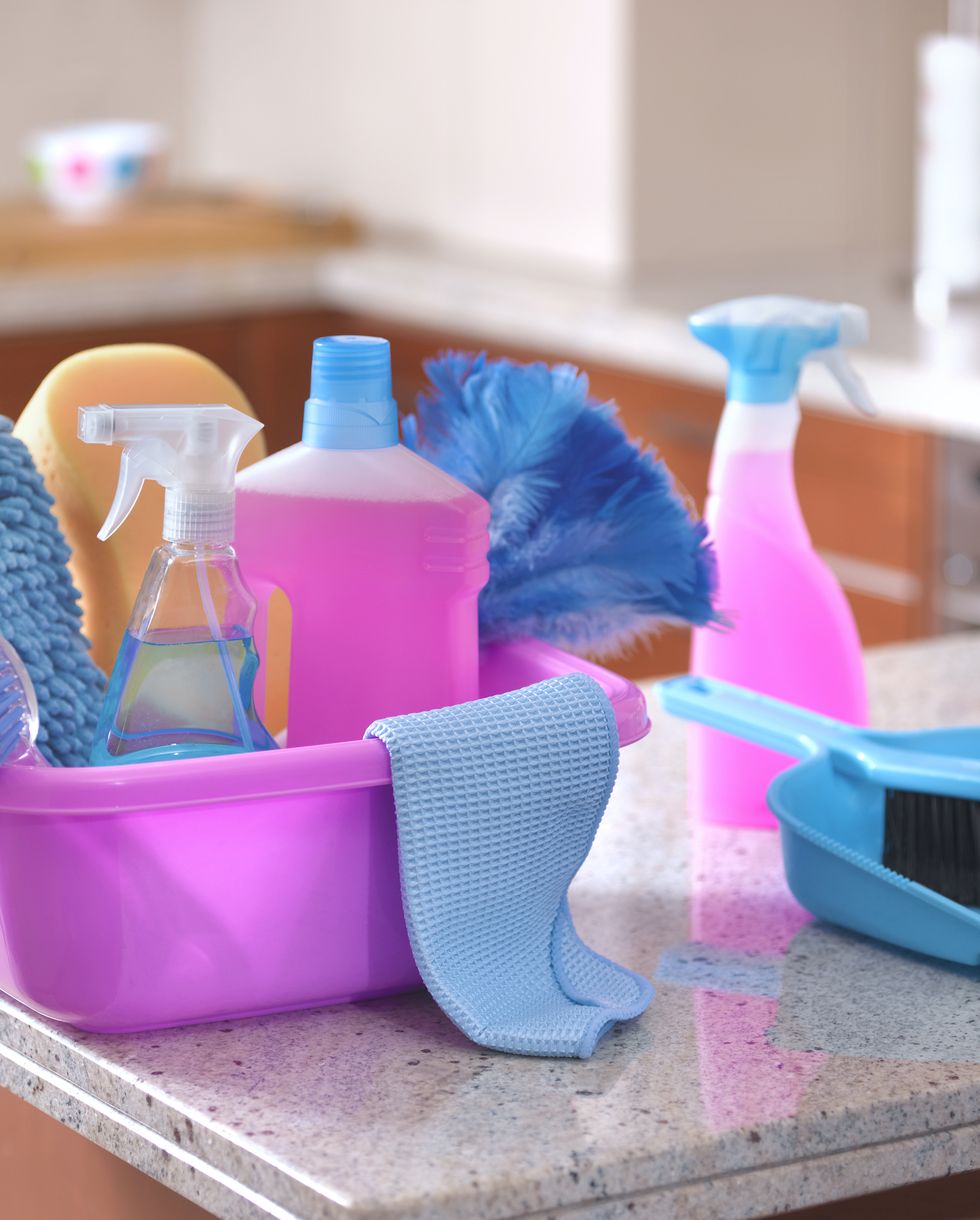 9 Essential Cleaning Tools For You