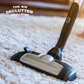 cleaning rug - big declutter challenge