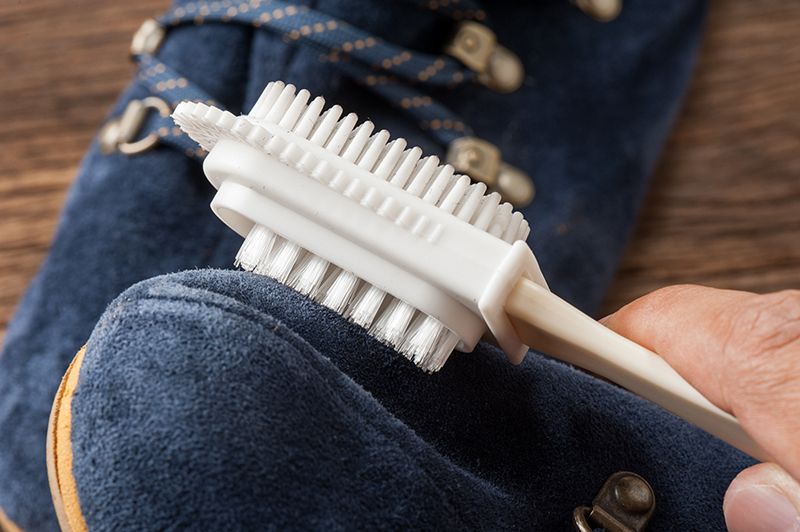 Suede Cleaning Brush : Cleaning Suede Shoes