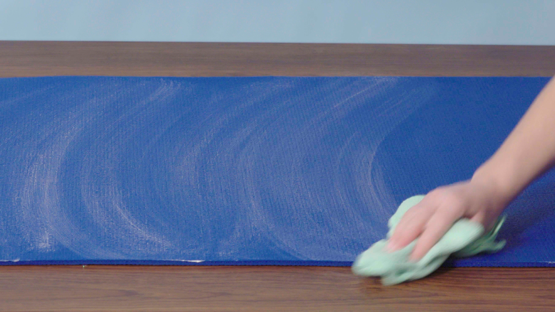 Can You Put a Yoga Mat in the Washing Machine?