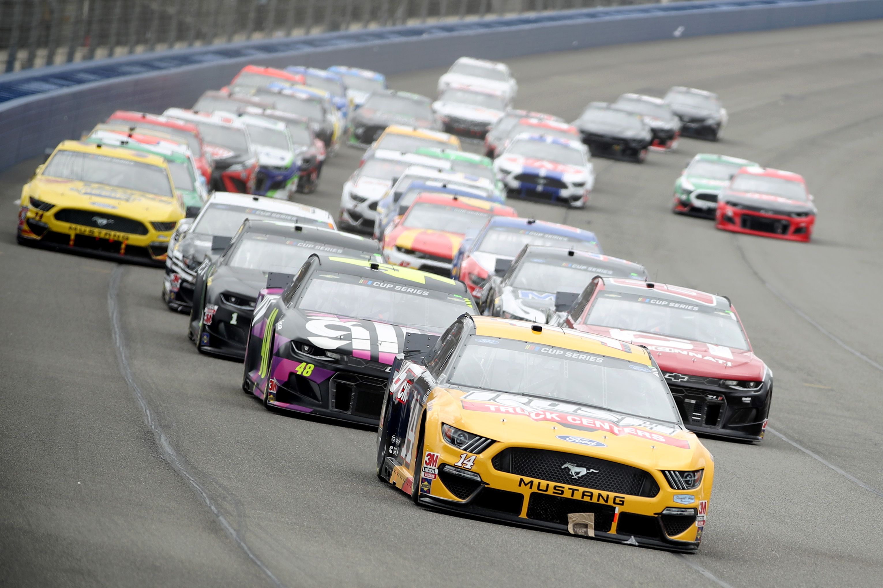 Auto Club Speedway's two-mile era ends with NASCAR on Sunday - Los