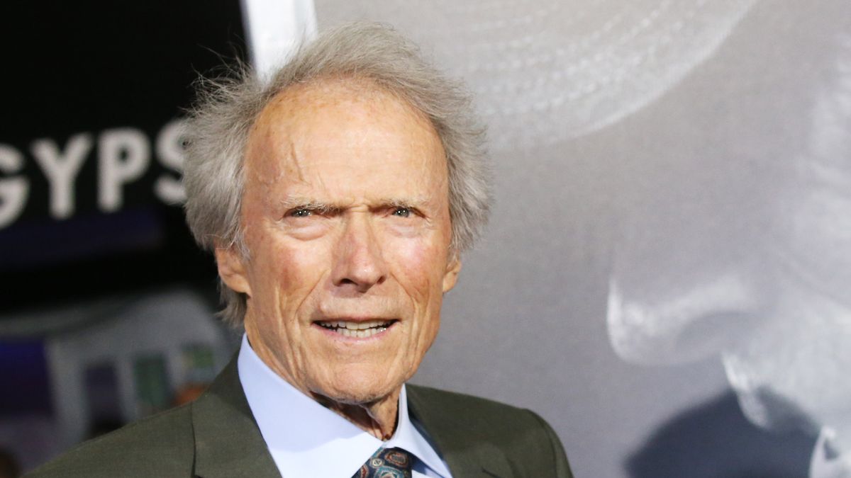 preview for La filmografía de Clint Eastwood: la última bala de la mirada de acero