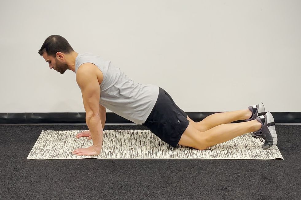 13 Best Bodyweight Exercises To Build Muscle