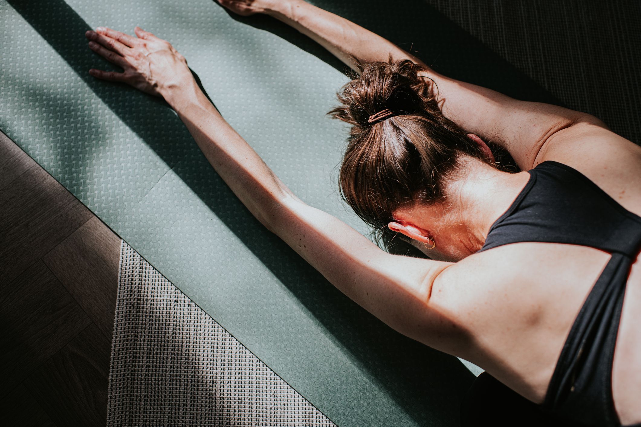 Somatic Exercises: How It Works, Benefits, and Stretches for Beginners