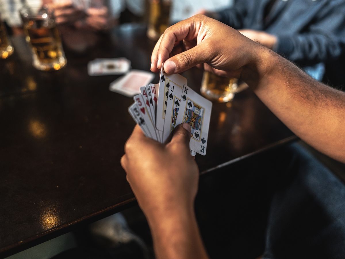 Regole del gioco rubamazzetto: quante carte servono e come si vince