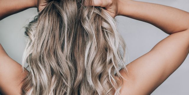 How To Curl Your Hair For Big, Bouncing Curls - SkinStore