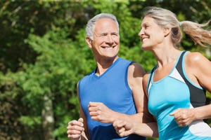 pareja disfrutando del running