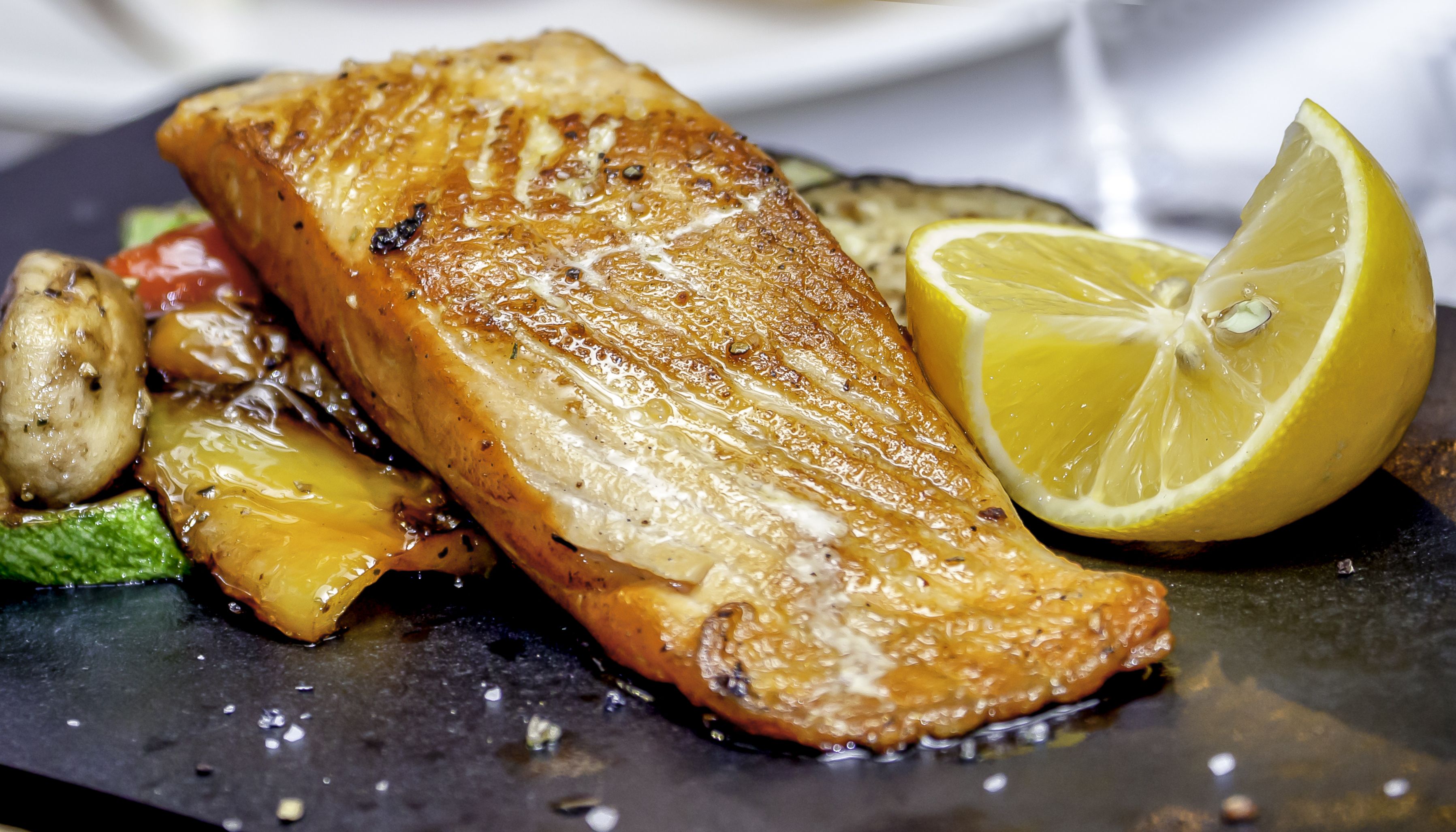 Best Fish to Eat: 12 Healthiest Options