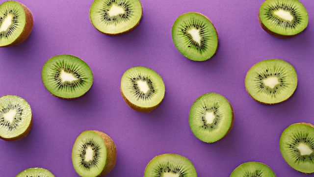 Can You Eat Kiwi Skin How To Eat Whole Kiwifruit Skin And All