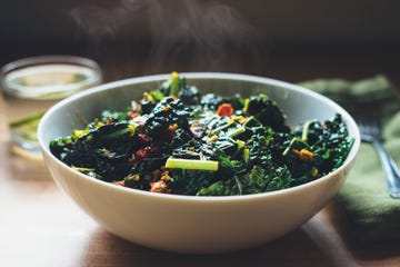 bowl of spinach with vitamin k for cyclists