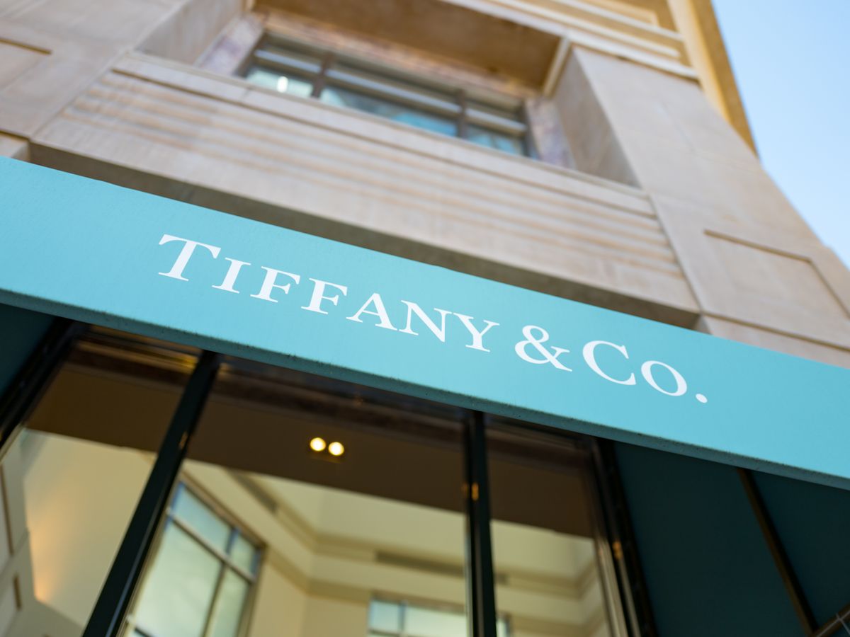 Here's Why LVMH's Arnault is Set to Buy Tiffany for $16.2 Billion –  Sourcing Journal