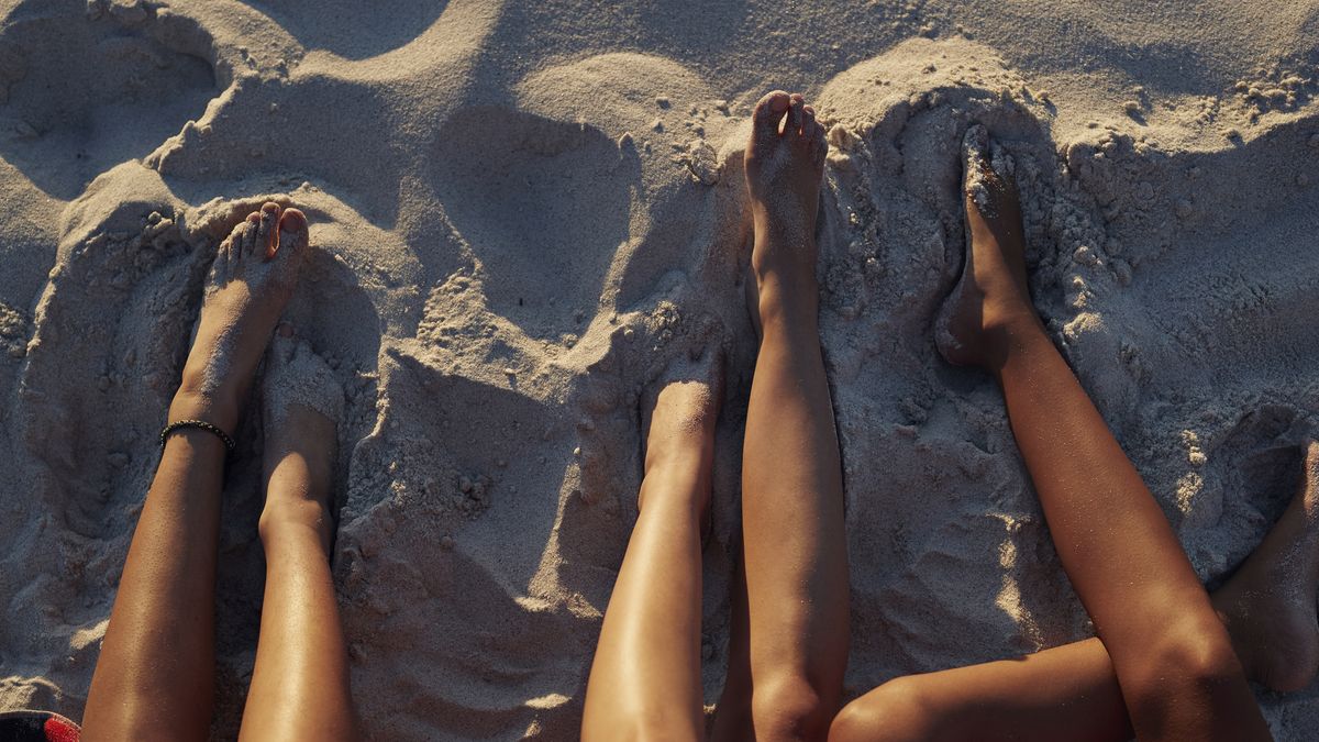 preview for 6 Sunscreen myths that will harm your skinDefault