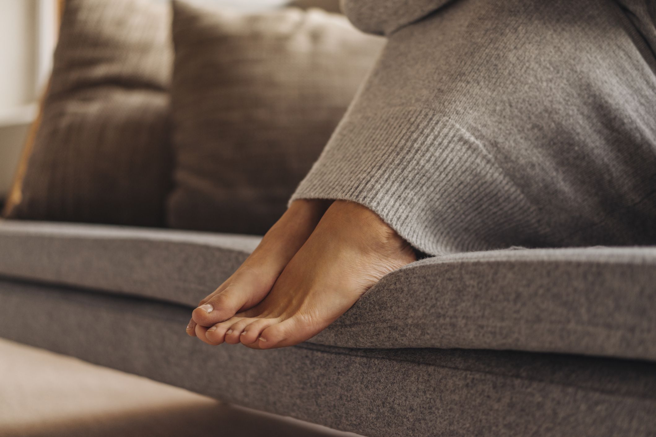 Cold feet: How to keep your feet warm - 5 top tips