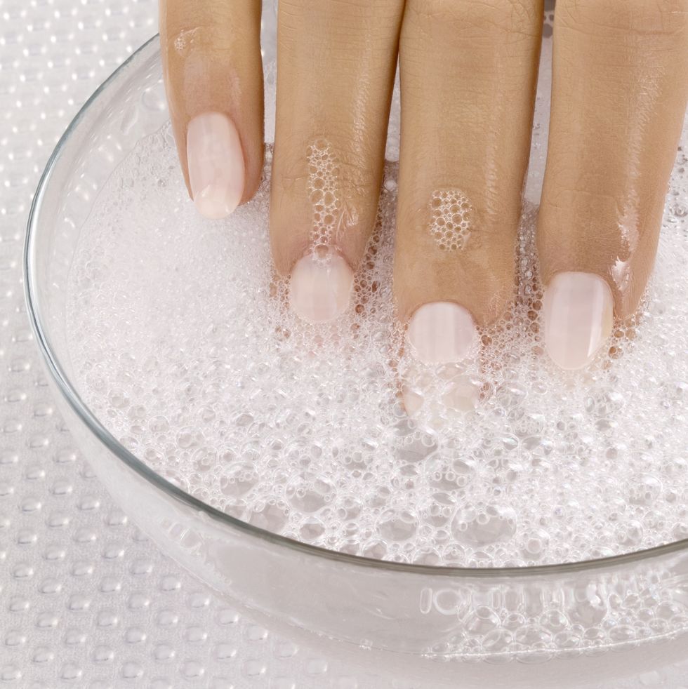 How to Remove Acrylic Nails - Removing Acrylic Nails Without Damage