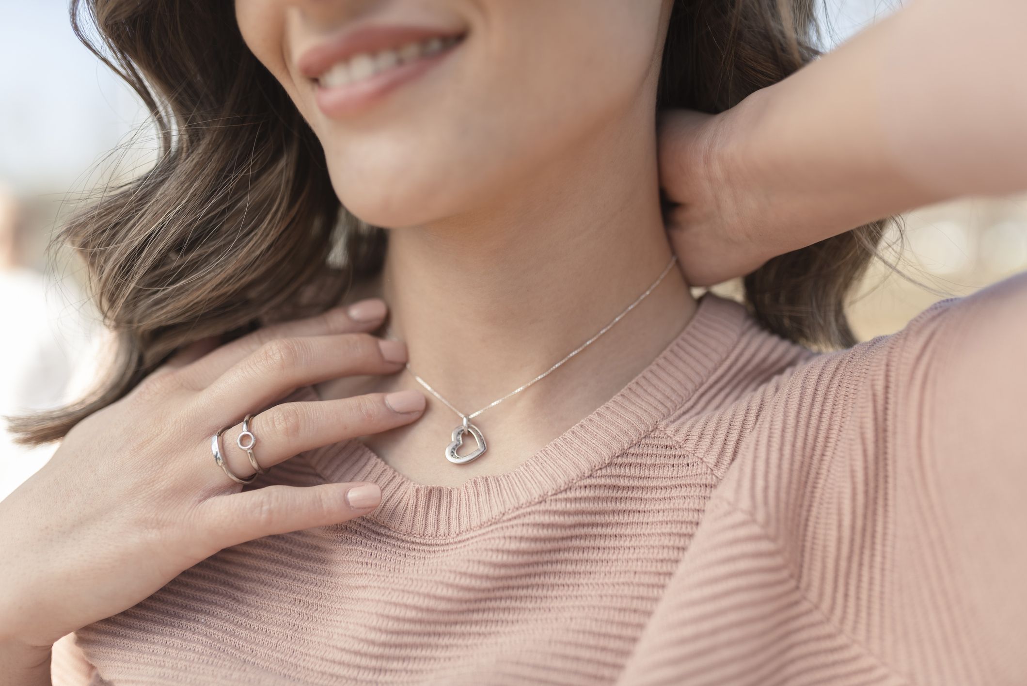 Pendant vs Charm: Uncovering the Difference | Jewelry Guide