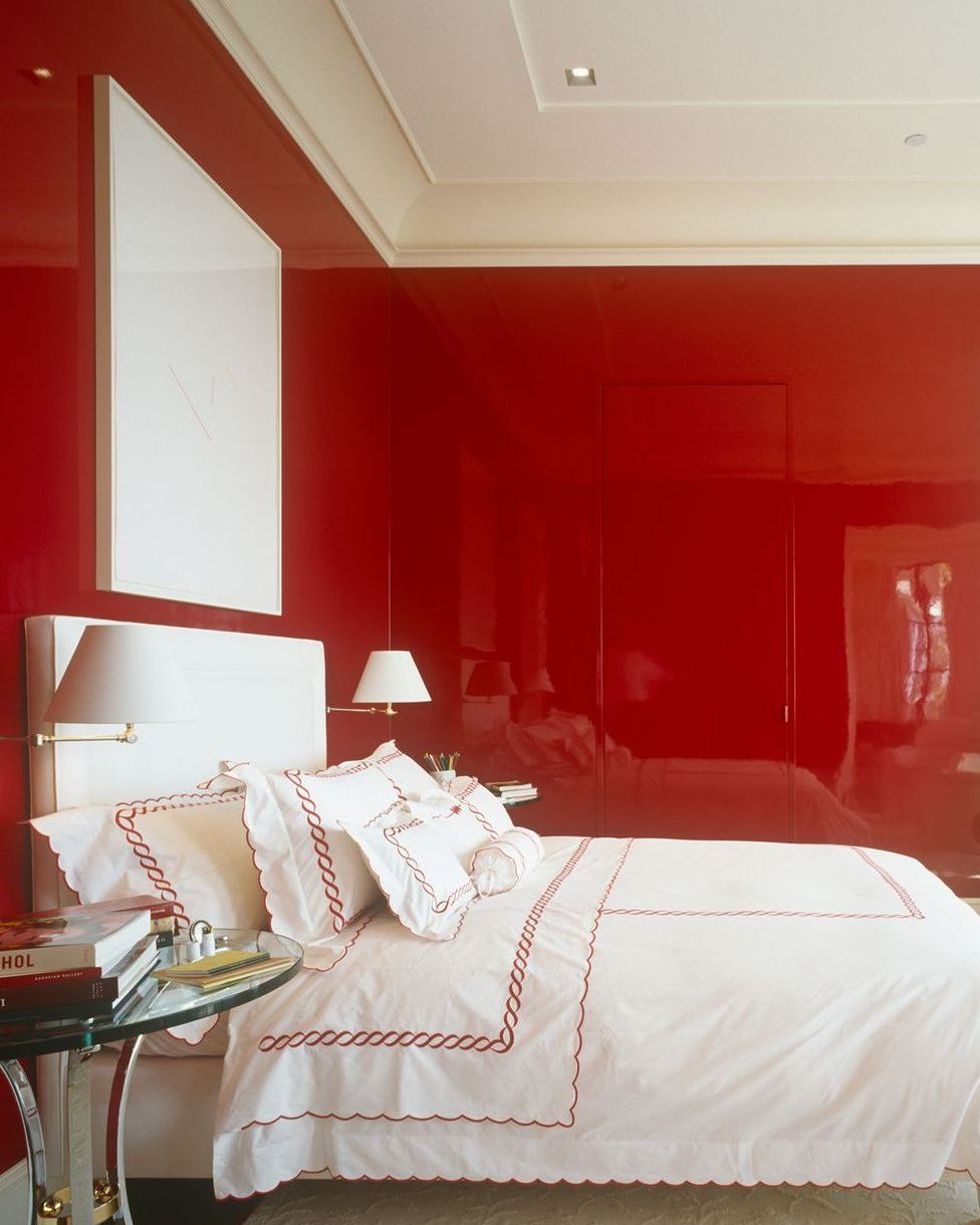 red high gloss walls and closet door