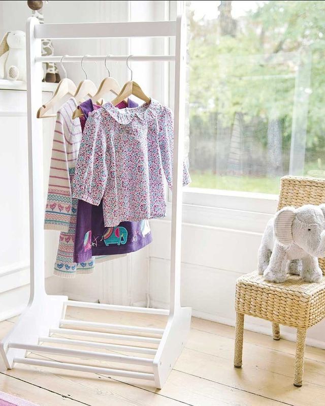 Clothes rail for children's room