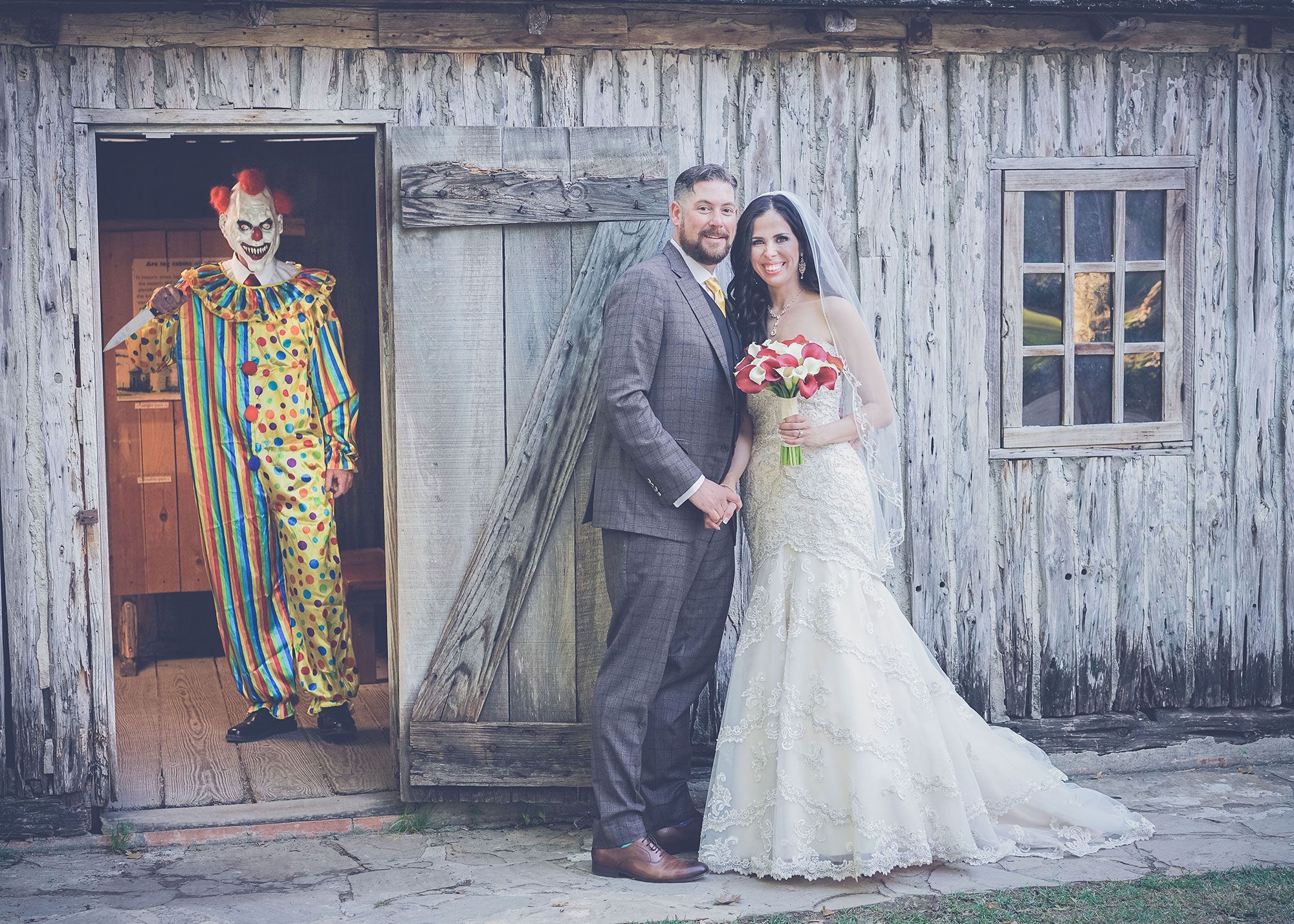 Creepy Clown Photobomb Wedding Photos Funny Wedding Pictures