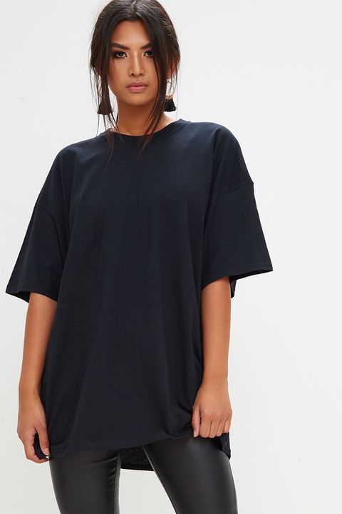 Clothing, Black, Sleeve, Shoulder, Neck, Outerwear, Joint, Poncho, T-shirt, Blouse, 