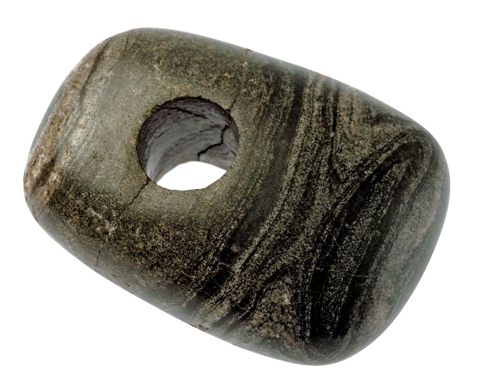 Deze knotskop van gepolijste gneiss is in de buurt van Stonehenge gevonden