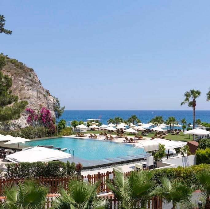 club-med-palmiye-esterno-con-piscina-1.jpg club med palmiye