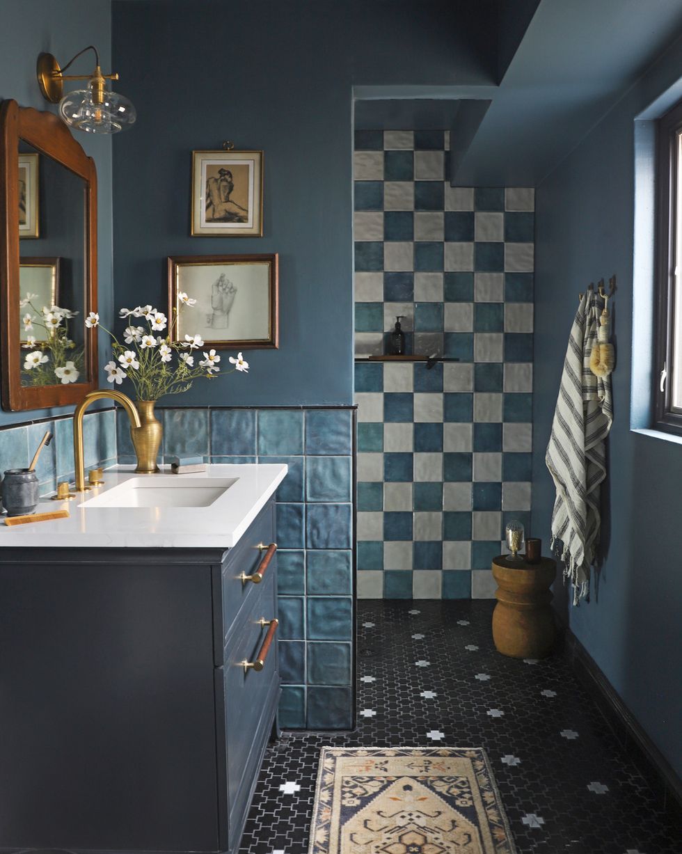 blue checkered bathroom