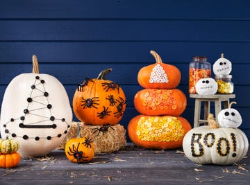 diy pumpkins with buttons