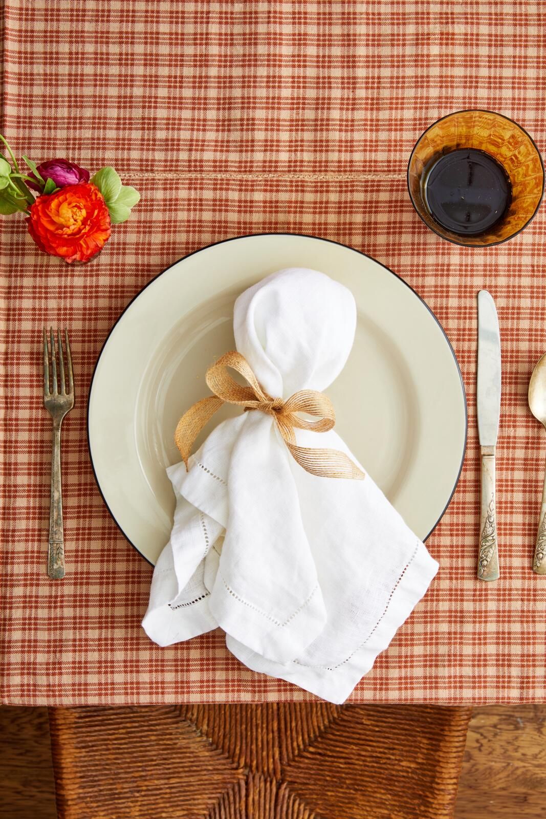 cutlery and napkin ideas