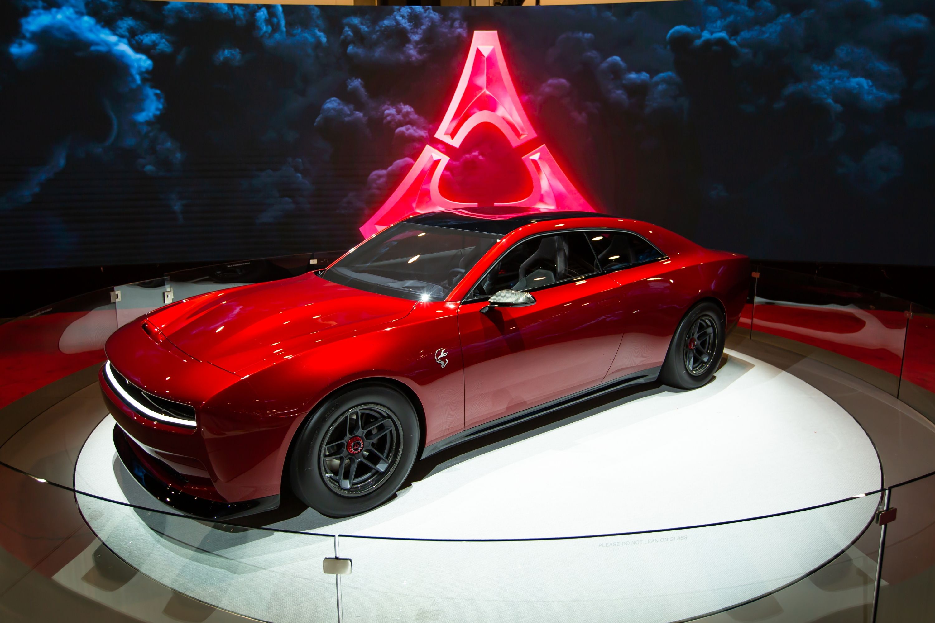 natuurlijk toewijzing Vulkanisch How Dodge Will Make All Its Muscle Cars Electric