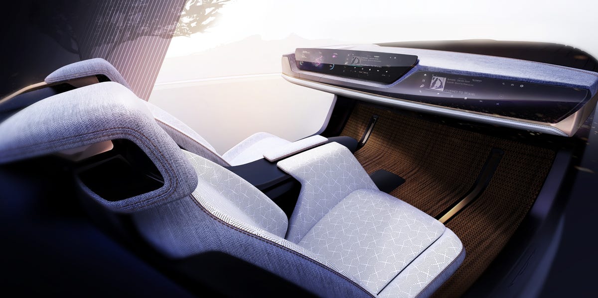 Chrysler Shows a Futuristic Interior Concept with Massive Screens